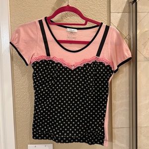 🎉HP🎉 Milk Tshirt